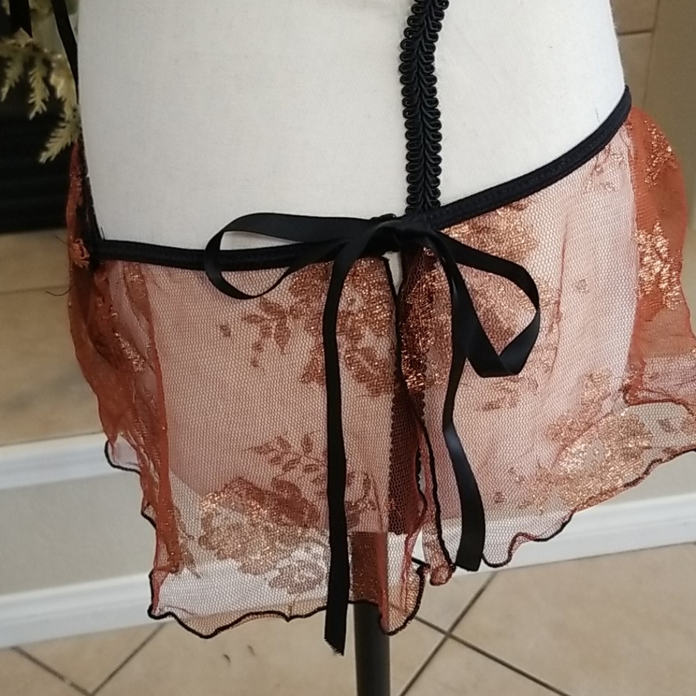 Lingerie - Picture 8 of 10